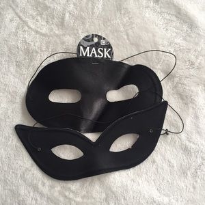 2 Halloween mask